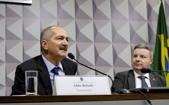 Ex-ministro Aldo Rebelo foi uma das testemunhas na Comissão Especial do Impeachment
