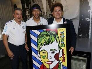 Neymar ganha quadro personalizado do artista Romero Britto