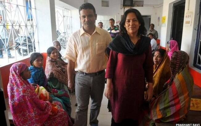 Após trabalhar no sistema privado, Atul Varma e Jayashree Shekhar decidiram construir um hospital e oferecer tratamento a preços acessíveis
