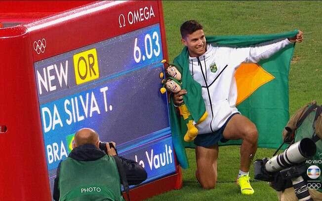 Thiago Braz levou ouro no salta com vara