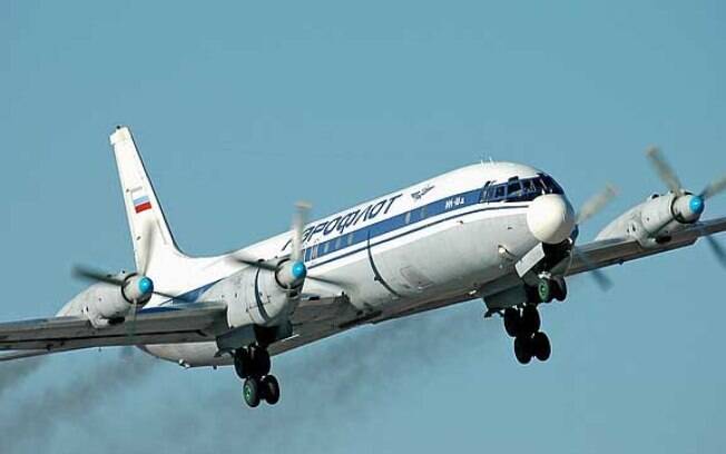 Resultado de imagem para Avião militar russo cai na Sibéria com 39 pessoas