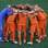 Jogadores da Holanda mostram união antes do início da partida. Foto: Reuters