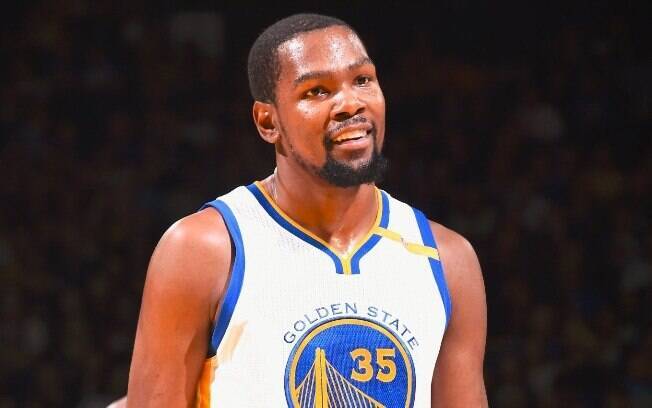 Kevin Durant reencontra sua antiga equipe pela primeira vez Kevin Durant reencontra sua antiga equipe pela primeira vez