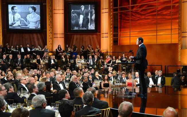 John Travolta apresentou-se para a plateia lotada