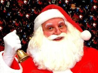 Silvio Ribeiro se orgulha de ser o Papai Noel mais antigo na profissão