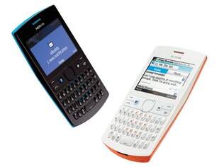 Nokia Asha 205 possui botão dedicado ao Facebook