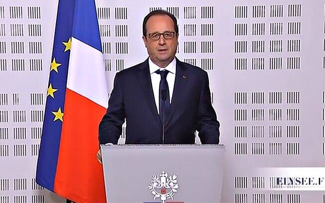 Presidente François Hollande recorreu ao Artigo 42-7 dos tratados europeus para conseguir apoio