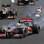 Hamilton trava pneus na entrada para a primeira curva da prova. Foto: Reuters