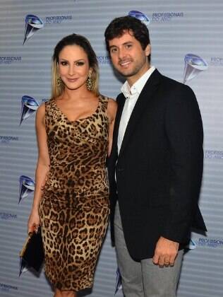 Claudia Leitte e o marido, Márcio Pedreira, no prêmio 'Profissionais do Ano', em São Paulo