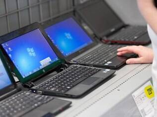 Notebooks e desktops registram queda nas vendas, enquanto tablets avançam