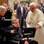 Stephen Hawking encontrou-se com Papa Bento 16 no Vaticano. Foto: EFE