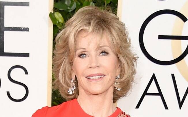 Jane Fonda mostra que beleza não tem idade: cílios postiços ajudam a abrir o olhar