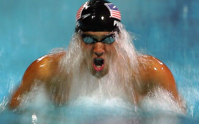 Phelps vinha com tudo em busca de marca de Spitz