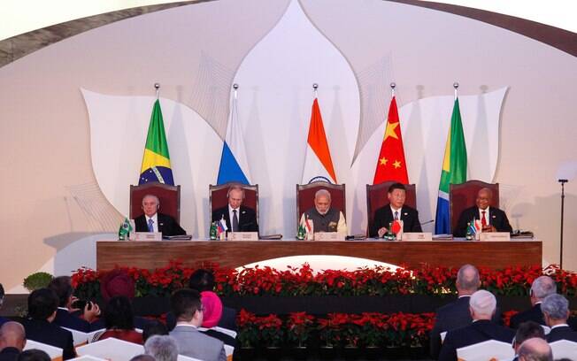 Michel Temer, Vladimir Putin, Narendra Modi, Xi Jinping e Jacob G. Zuma participam de Reunião com o conselho Empresarial do BRICS