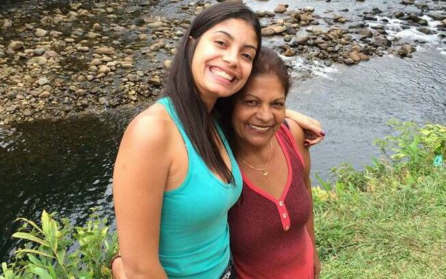 Luisa visita a filha com frequência para matar a saudade Luisa visita a filha com frequência para matar a saudade