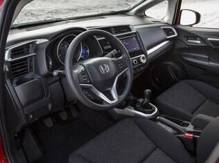 Honda Fit tem boa ergonomia, além espaço bem aproveitável e versátil