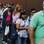 Eleitores formam fila em postos e aguardam para votar neste domingo (14). Foto: Reuters