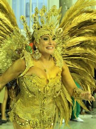 Susana Vieira, rainha de bateria da Grande Rio