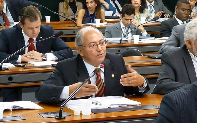 Deputado federal pelo PP do Tocantins, Lázaro Botelho é investigado no inquerito que envolve 37 pessoas. Foto: Facebook/Reprodução