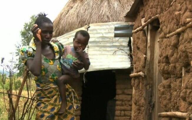 Nyanswi diz está feliz por estar casada com outra mulher. Foto: BBC