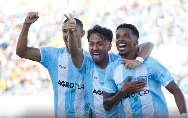 Gol No Fim Londrina Derruba Invencibilidade Do Athletico E Abre