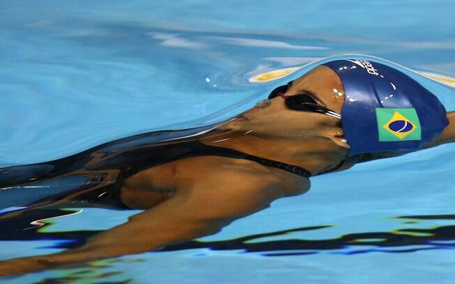 Etiene Medeiros entrou para a história da natação brasileira com ouro nos 100m costas. Foto: Satiro Sodré/Divulgação CBDA