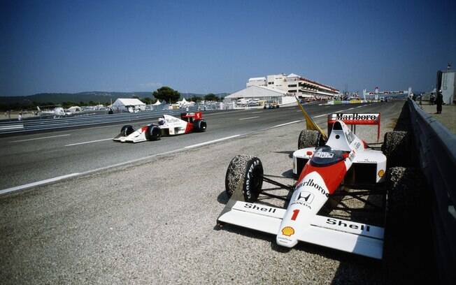 O GP da França foi sediado no circuito de Paul Ricard nos anos 1970 e ainda voltou de 1986 até 1990. Entre essas, uma vitória de Prost em 1989, com Senna abandonando. Foto: Getty Images