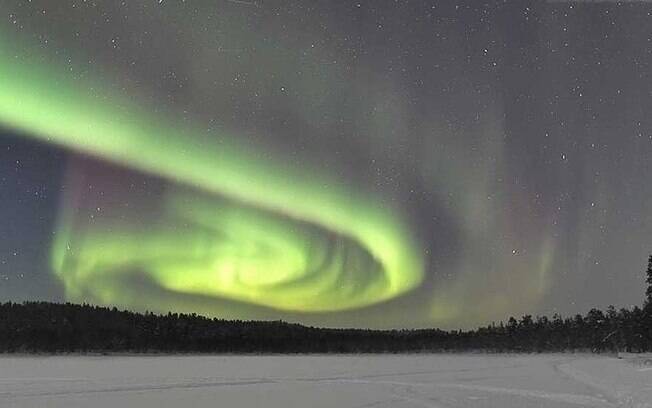 Agência de viagem leva turistas 'caçar' auroras boreais - Destinos