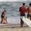 Paulinho Vilhena salva turista de afogamento na praia do Recreio dos Bandeirantes. Foto: AgNews
