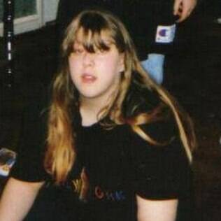 Jennifer Kaye aos 17 anos. A garota se assumiu lésbica aos 19 anos, depois de ser descoberta pela mãe