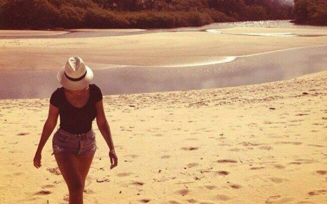 Beyoncé compartilha foto no Instagram de dia de praia na Bahia
