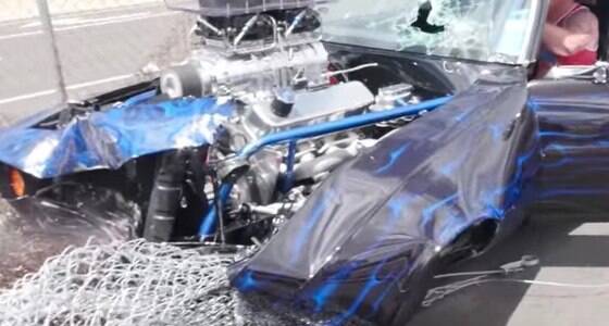 Saiba como destruir um Camaro em 10 segundos