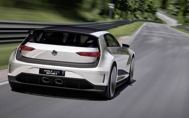 O Golf GTE Sport tem um conjunto híbrido que gera 400 cv e é capaz de ter um rendimento de 50 km/l.