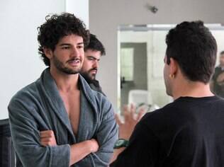Alexandre Pato durante gravações de 'Amor à Vida'