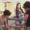 Simone Sampaio, Penélope Nova e Shayene Cesário sofrem com a vaca Mimosa. Foto: Reprodução