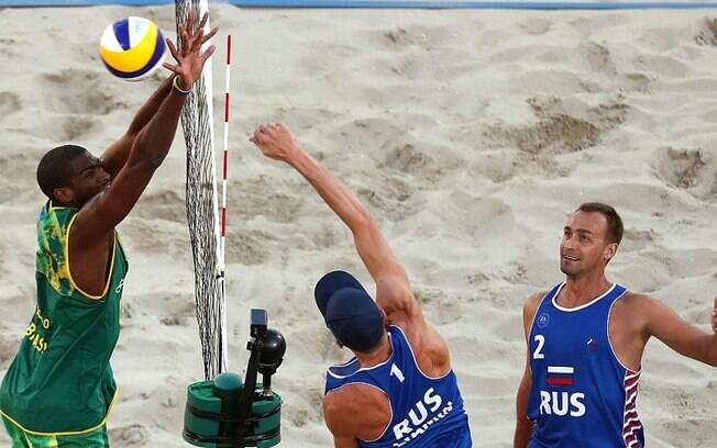 Pedro Solberg e Evandro não conseguiram passar pelos russos e estão eliminados dos Jogos do Rio 2016 Pedro Solberg e Evandro não conseguiram passar pelos russos e estão eliminados dos Jogos do Rio 2016