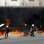Polícia desvia de explosões durante manifestação em Atenas. Foto: Getty Images