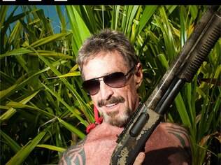 Antes da fuga: John McAfee em sua casa em Belize