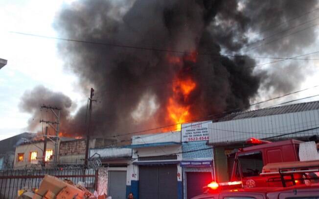Corpo de Bombeiros recebeu chamada para a emergência às 16h47 desta quarta-feira 