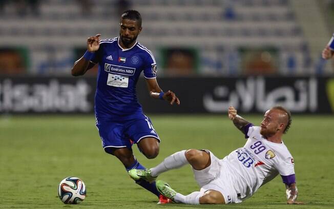 Al Nasr (azul) é um dos times que teriam jogos marcados no Irã