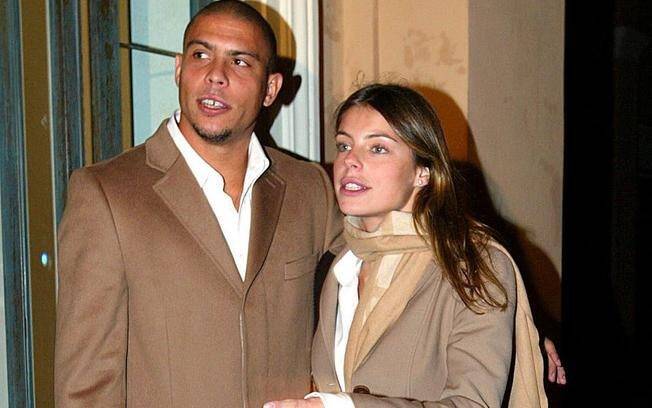 Daniella Cicarelli e Ronaldo Nazário: o enlace da dupla, em uma luxuosa cerimônia no Castelo de Chantilly, em Paris, em 2005, terminou após três meses
