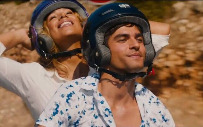 Imagem do filme 'Walking on Sunshine'