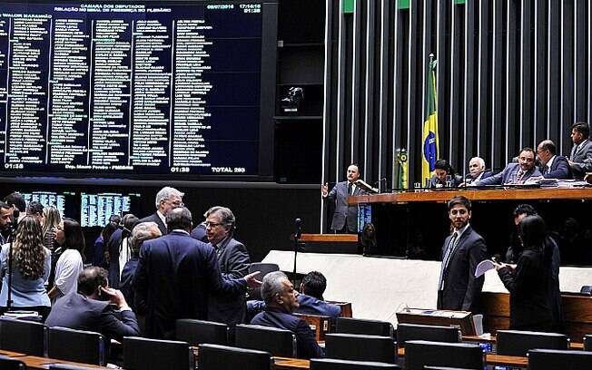 Votação para substituir Eduardo Cunha na presidência da Casa deve ocorrer na quarta-feira (13)