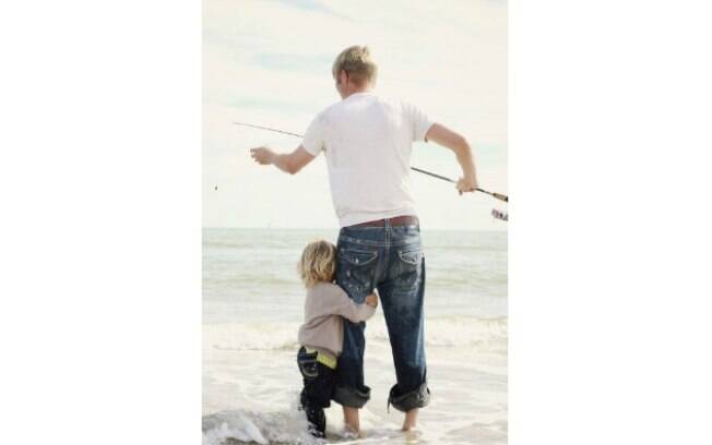Dicas para o pai melhorar o relacionamento com a filha: Busque fazer muitas atividades com ela. Foto: Pinterest
