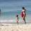 Giovanna Antonelli exibe boa forma em dia de praia com a família. Foto: Photo Rio News