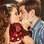 Neste momento de quase romance com Fabian ela exibe as unhas imensas (postiças) e prateadas. Foto: Divulgação / TV Globo