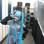 Amanda Inoue, de 15 anos, está vestida como Hatsune Miku, do desenho "Vocaloid". Foto: Bruno Capelas