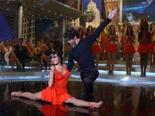 Carol Nakamura participou da quarta edição da 'Dança dos Famosos' com Sidney Sampaio