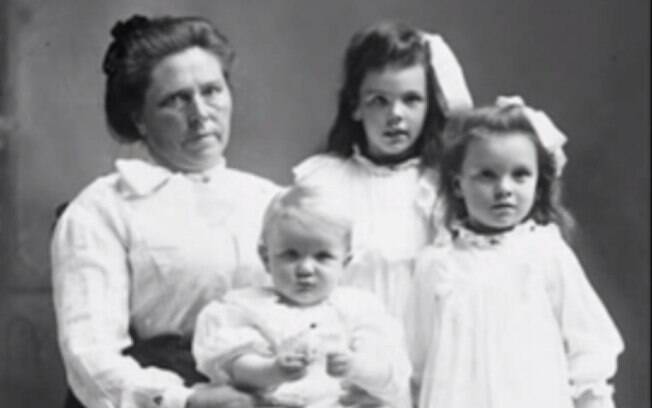 Belle Gunness (1859-1908): além de matar dois maridos e os filhos, a norueguesa que morava nos EUA pode ter matado mais 20 pessoas. Foto: Reprodução/Youtube