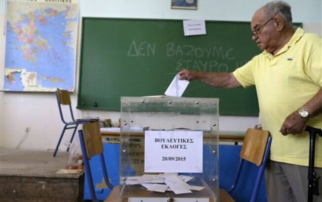 Eleições na Grécia são afetadas por desencanto da população com a política